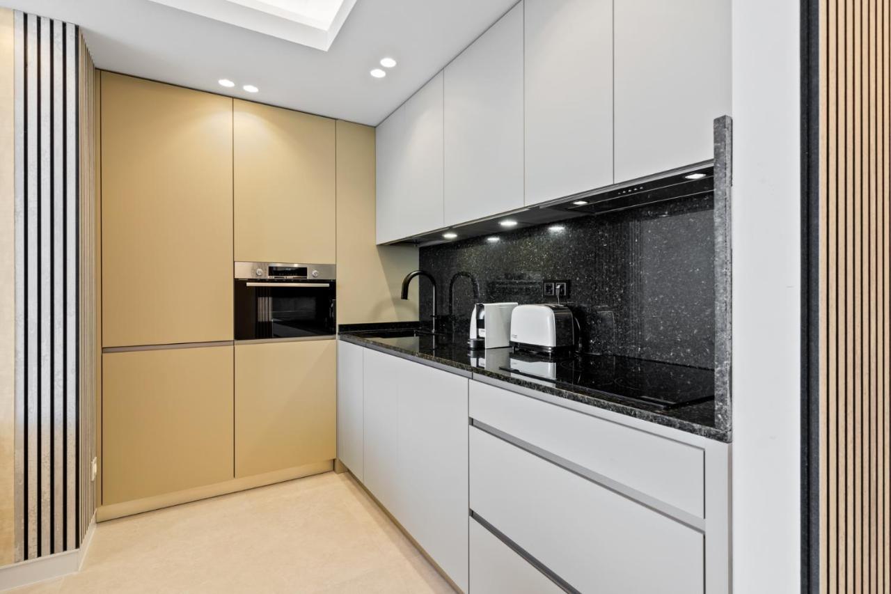 Fully Renovated Frontline Flat Apartamento Marbella Exterior foto