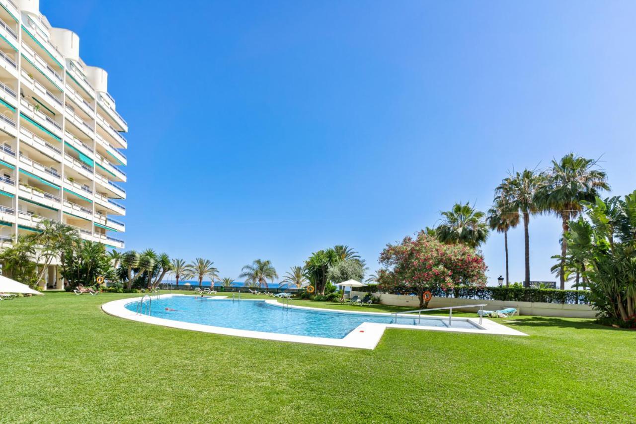 Fully Renovated Frontline Flat Apartamento Marbella Exterior foto
